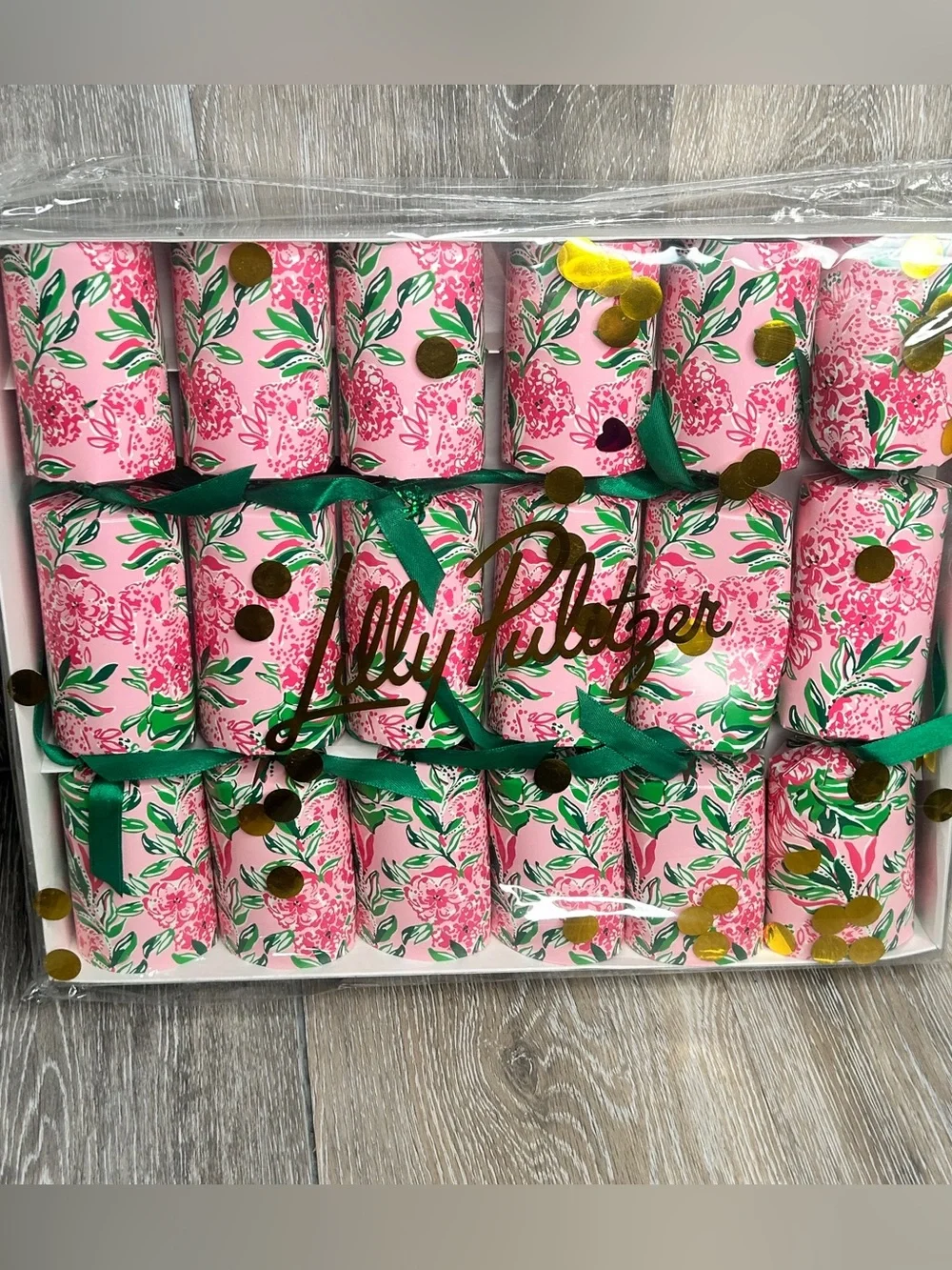 GWP Lilly Pulitzer Party Poppers 18pc favor Crackers Koala La La Conch Shell